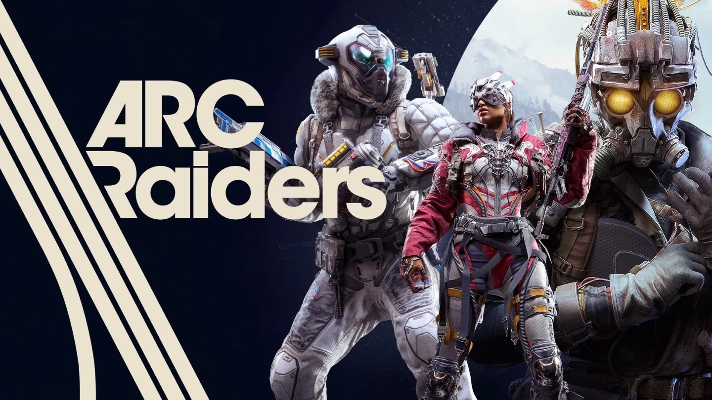 ARC Raiders logosu ve kış teçhizatlı üç Raider karakteri